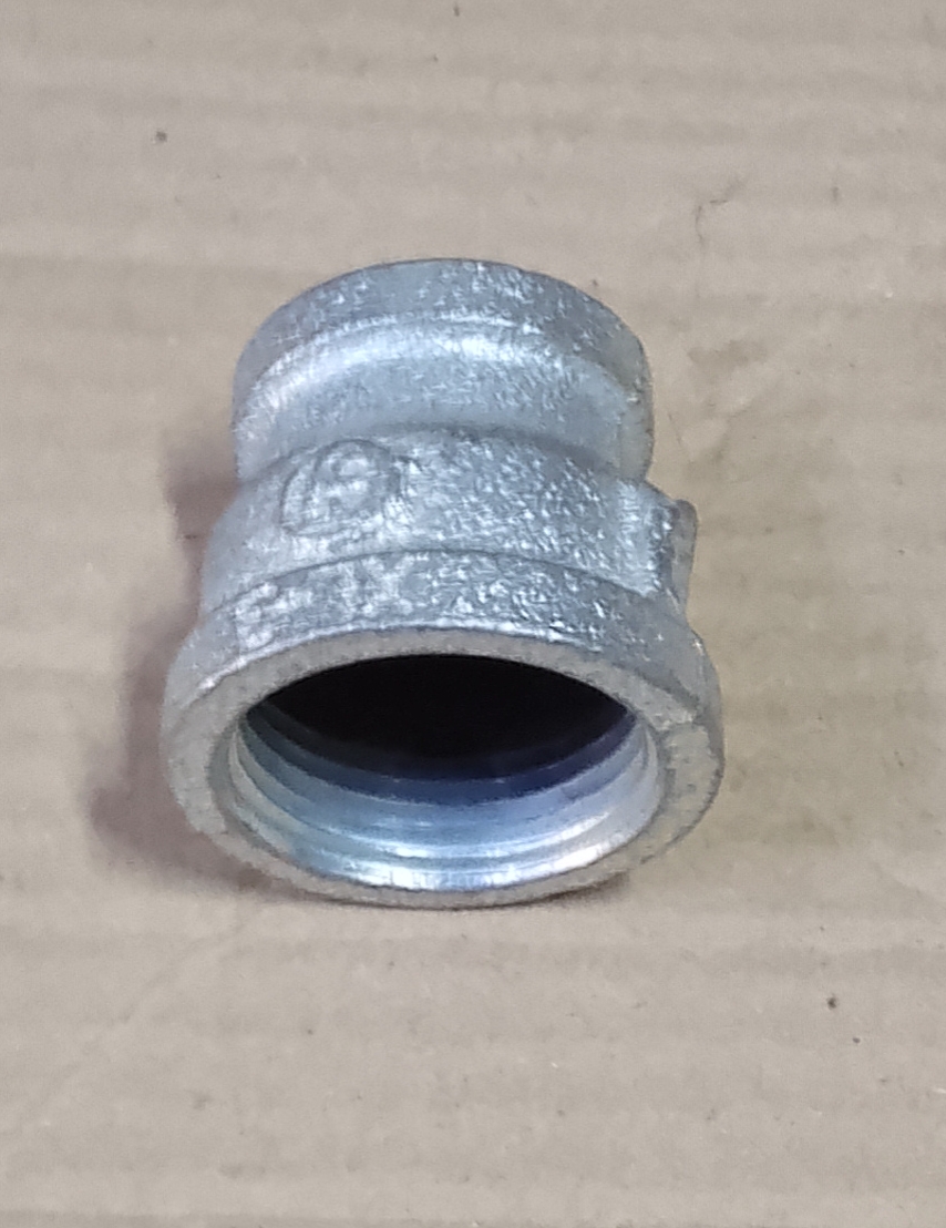 G I REDUSING SOCKET 3/4*1/2